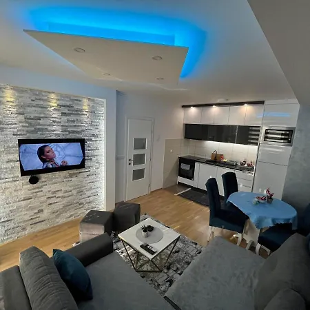 Enjoy Apartment *